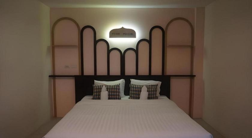 The Rice Hotel Roi Et Dış mekan fotoğraf