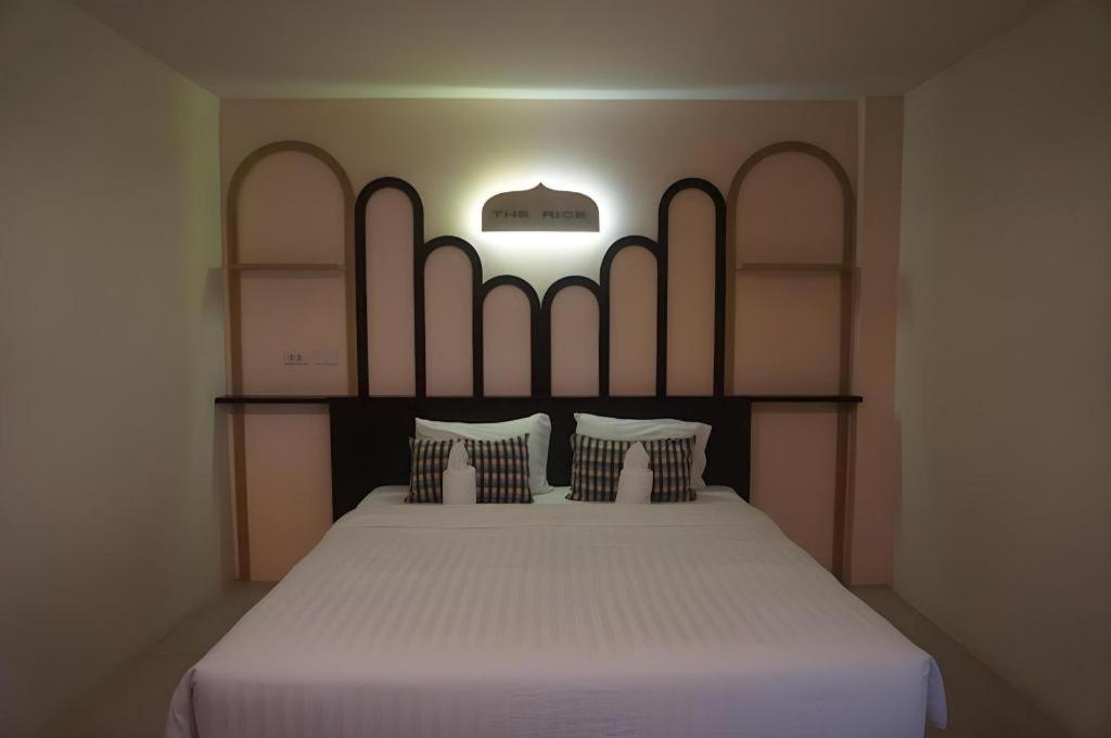 The Rice Hotel Roi Et Dış mekan fotoğraf